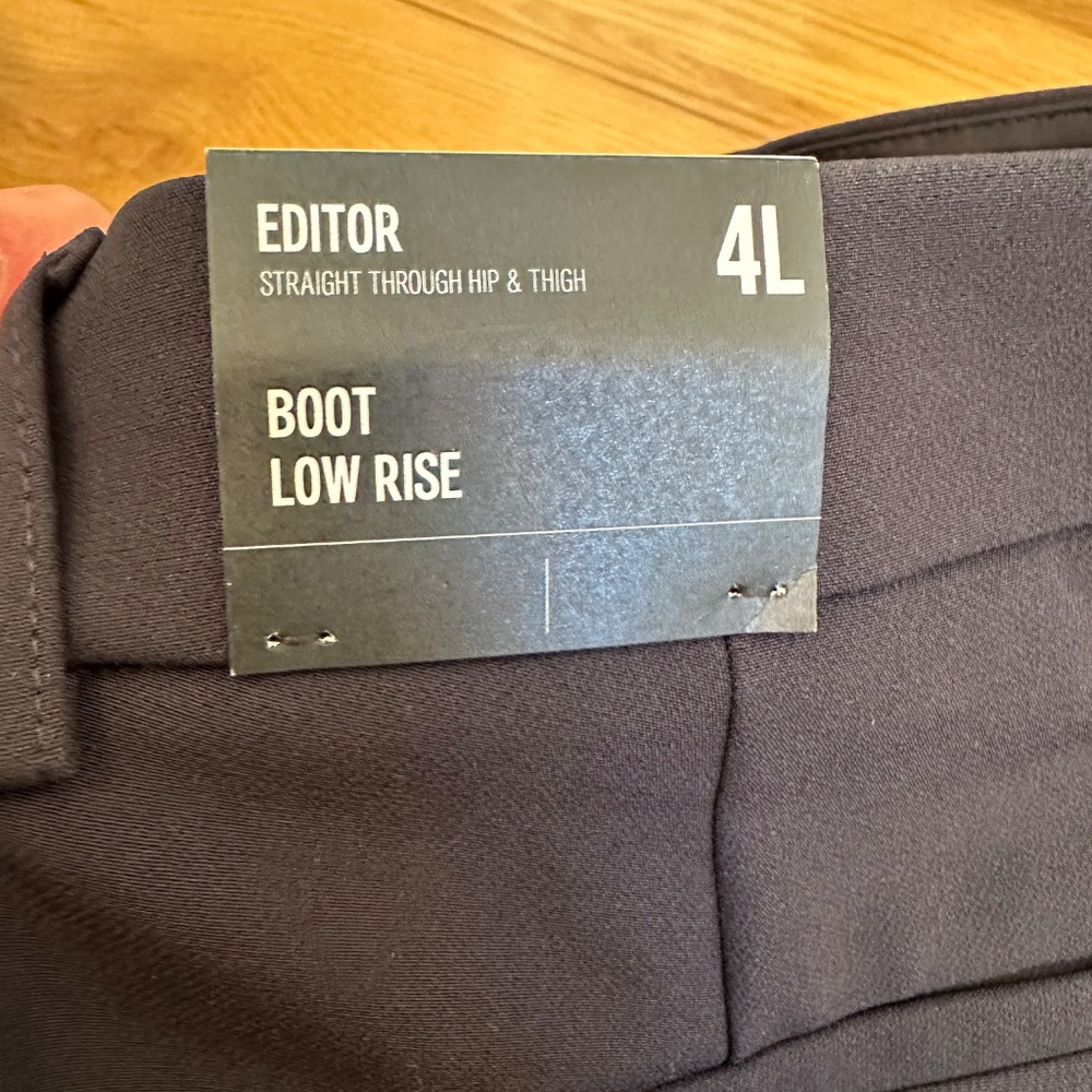 NWT Express Editor Low Rise Navy Bootcut Pants - Size 4L - Picture 5 of 13